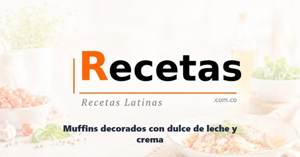 Muffins decorados con dulce de leche y crema
